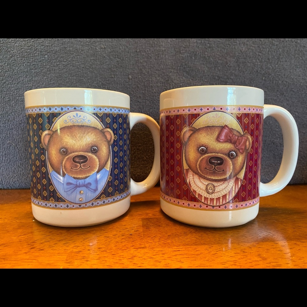 Set of 2 His and Hers Teddy Bear coffee mugs